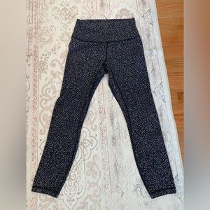 Lululemon Align leggings - size 6
